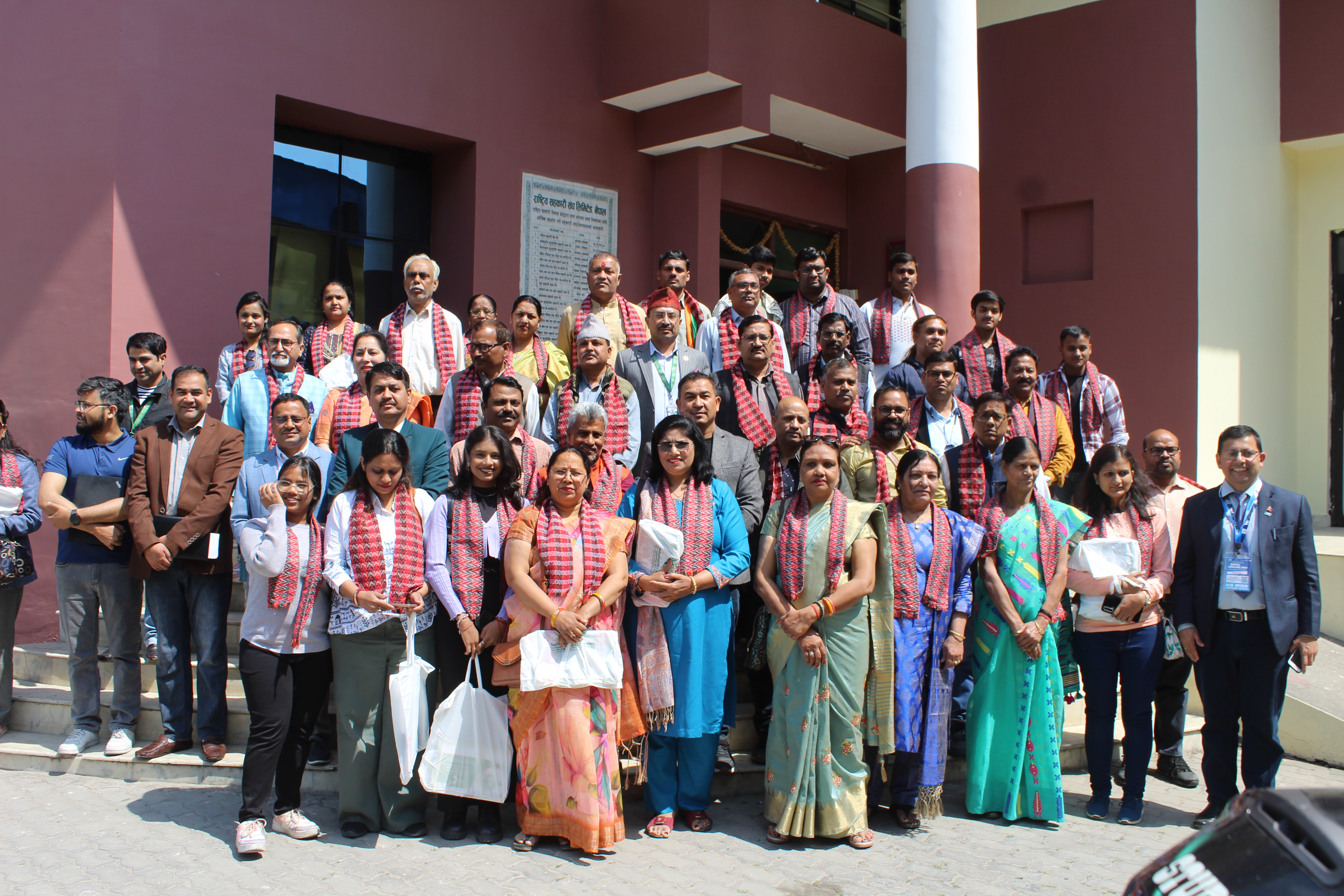 भारतीय सहकारीकर्मीहरुलाई राष्ट्रिय सहकारी बैंकमा स्वागत
